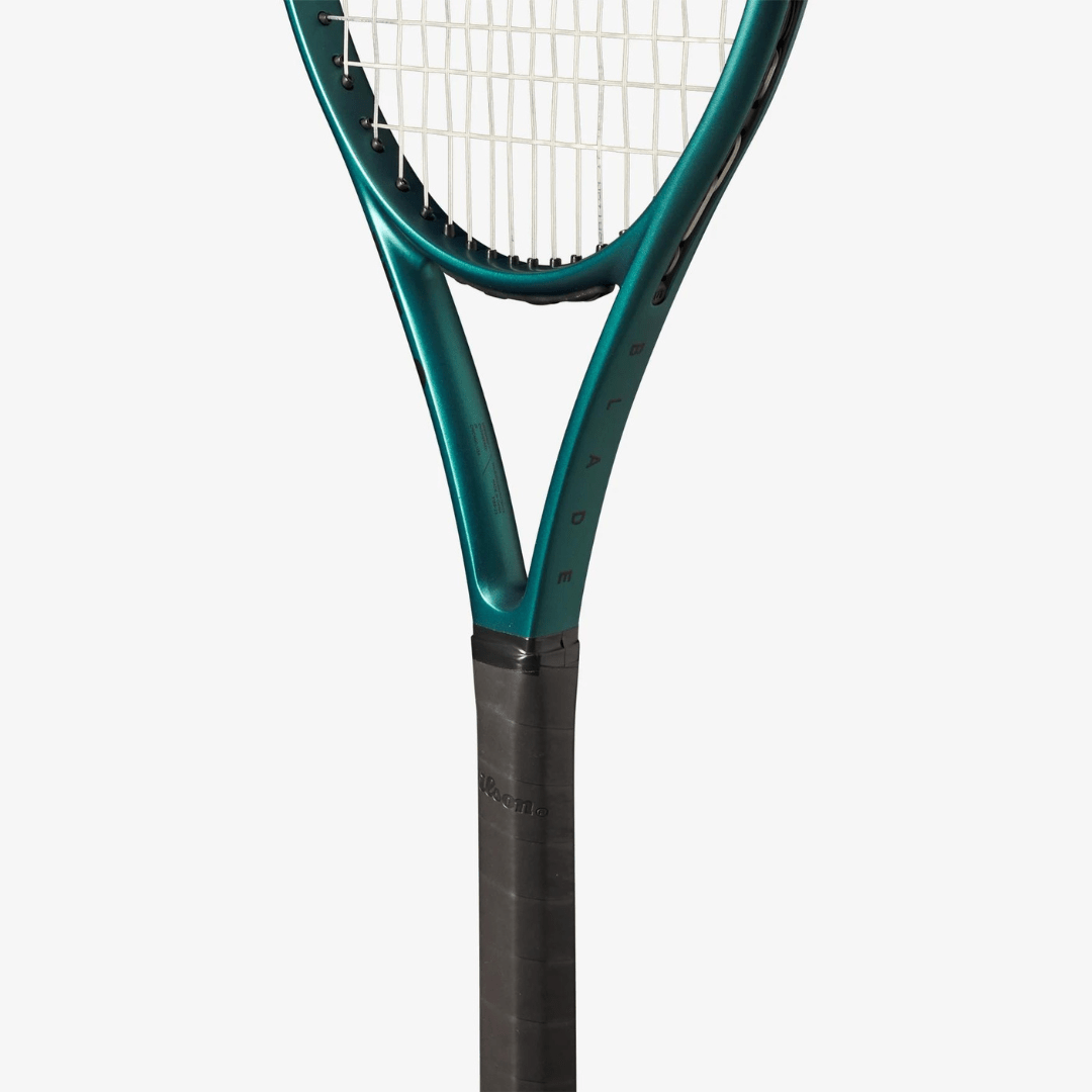 Wilson Blade 26 v9 255g (16x19) tennisketcher