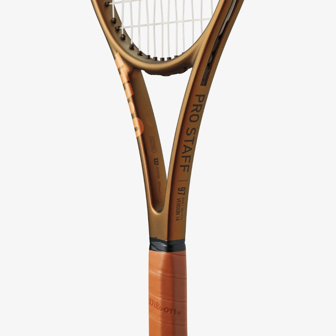 Wilson Pro Staff v14 tennisketcher