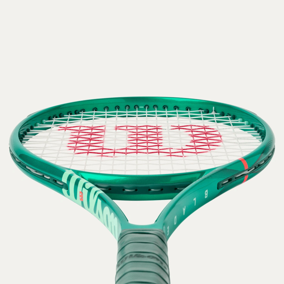 Wilson Blade 100 Pro v10 295g (16x20) tennis racket
