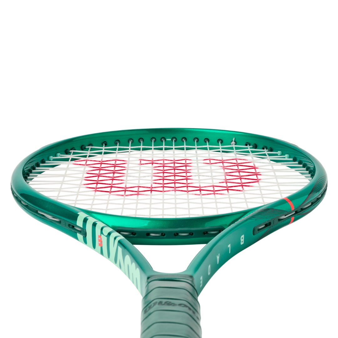 Wilson Blade 100 v10 300g (16x19) tennisketcher
