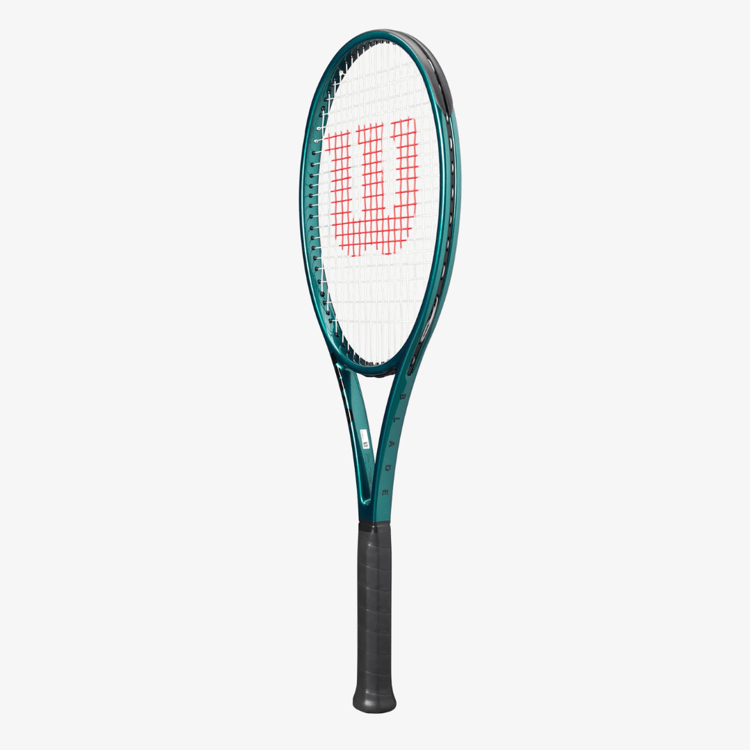 Wilson Blade Pro 98 v9 305g (18x20) tennis racket