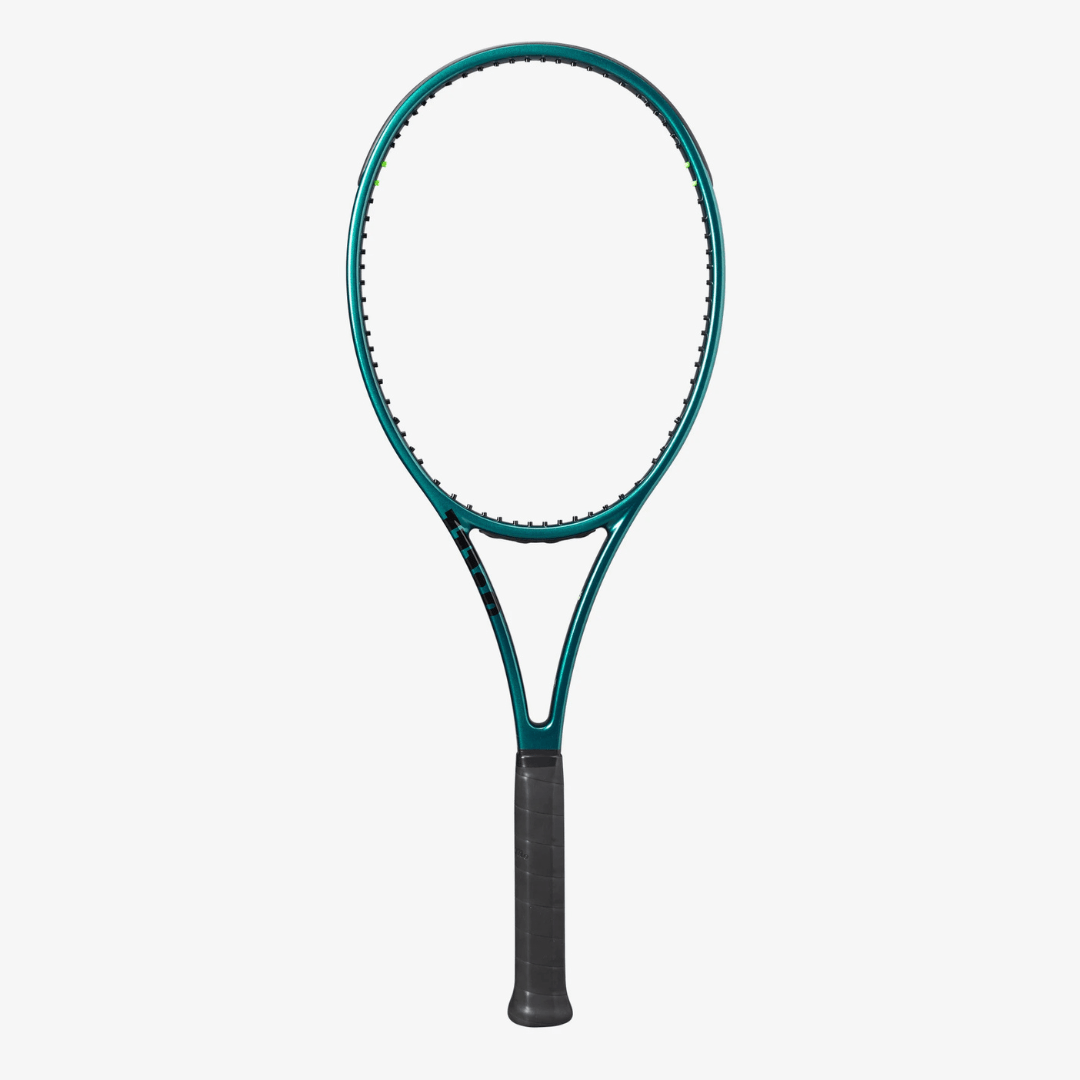 Wilson Blade Pro 98 v9 305g (18x20) tennis racket