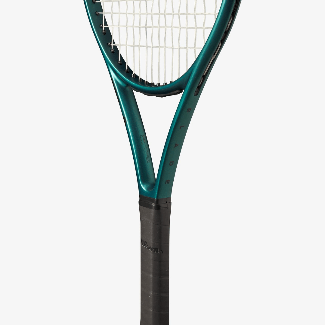 Wilson Blade 25 v9 245g (16x19) tennisketcher