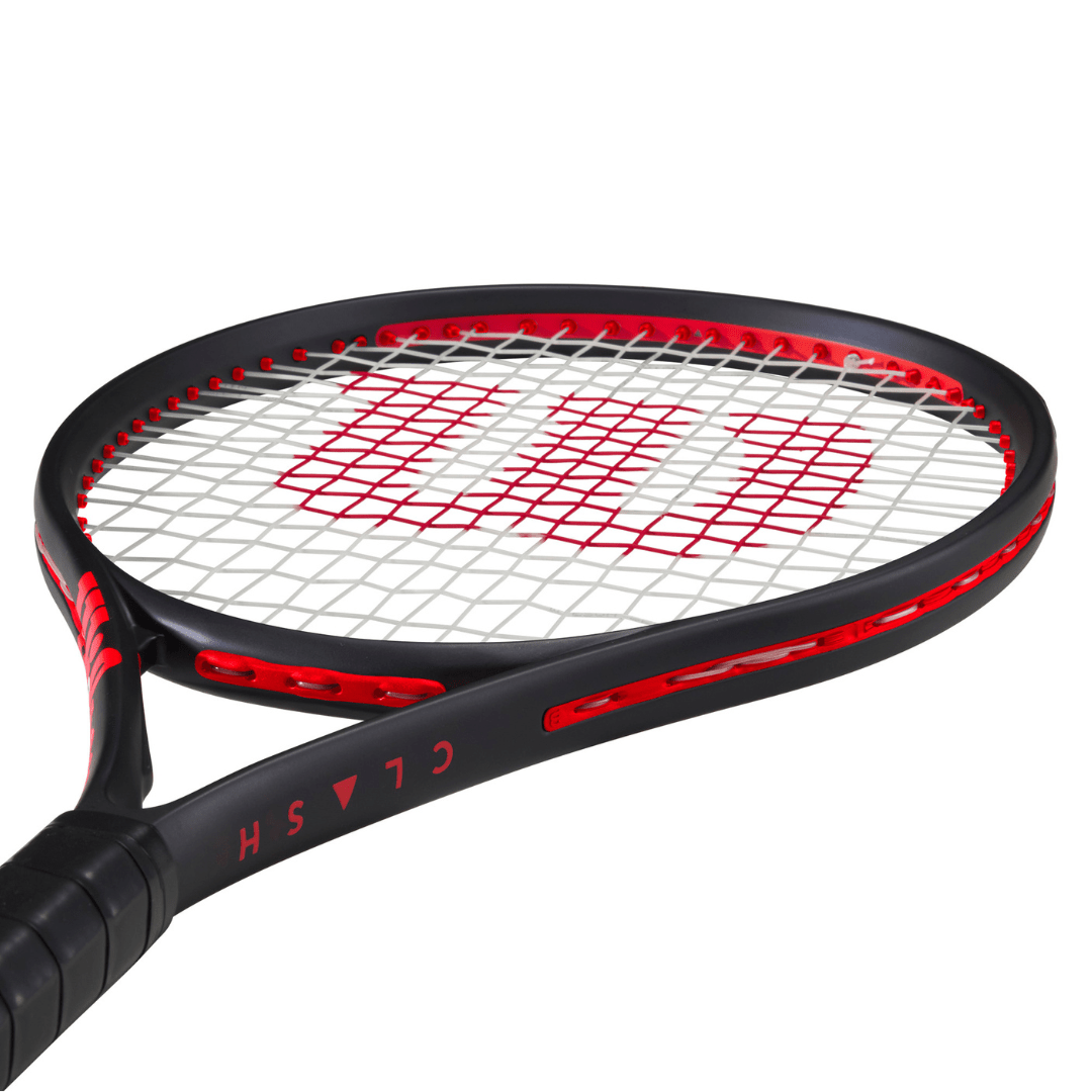 Wilson Clash 26 v3 tennis racket junior player